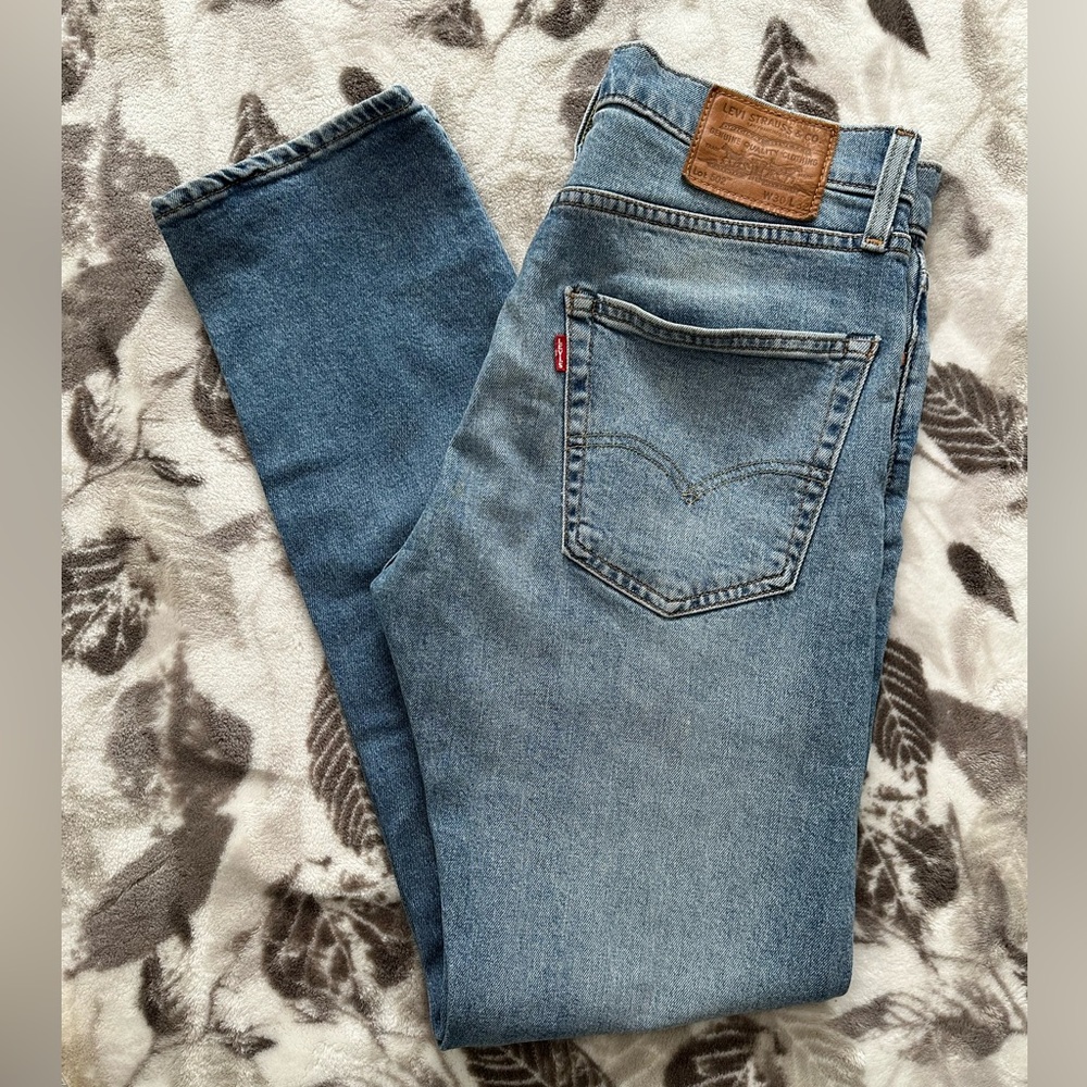 Levi's 502 Taper Fit Jeans Size 30